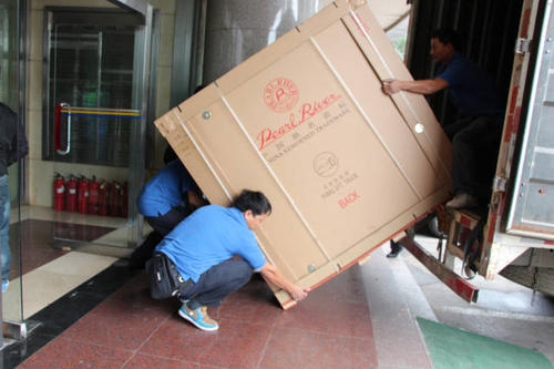 万全钢琴贵重工艺品无忧运